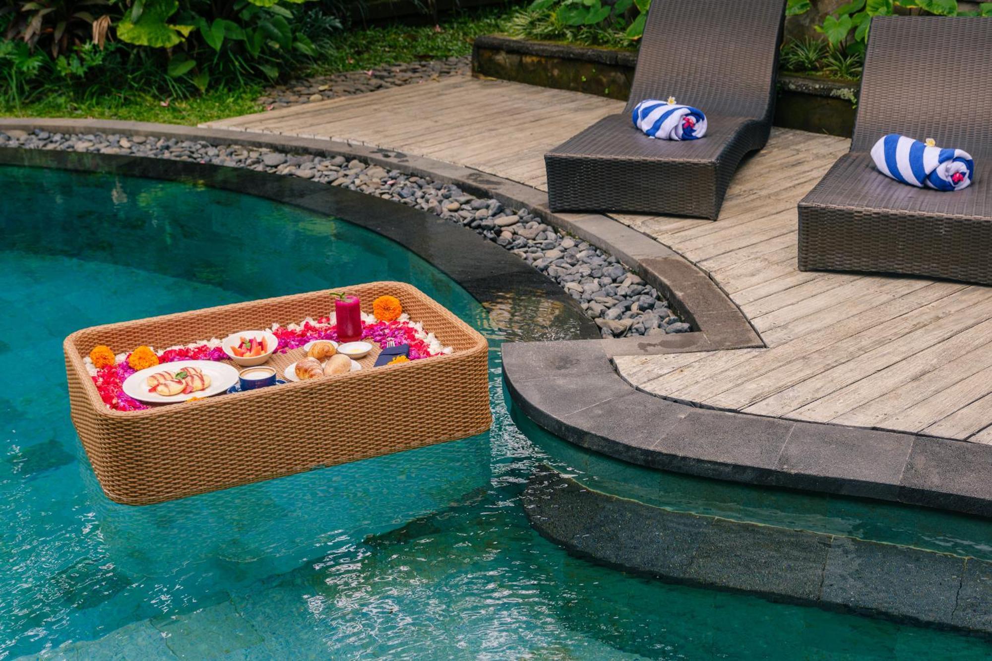 Chandi Hotel Ubud Экстерьер фото