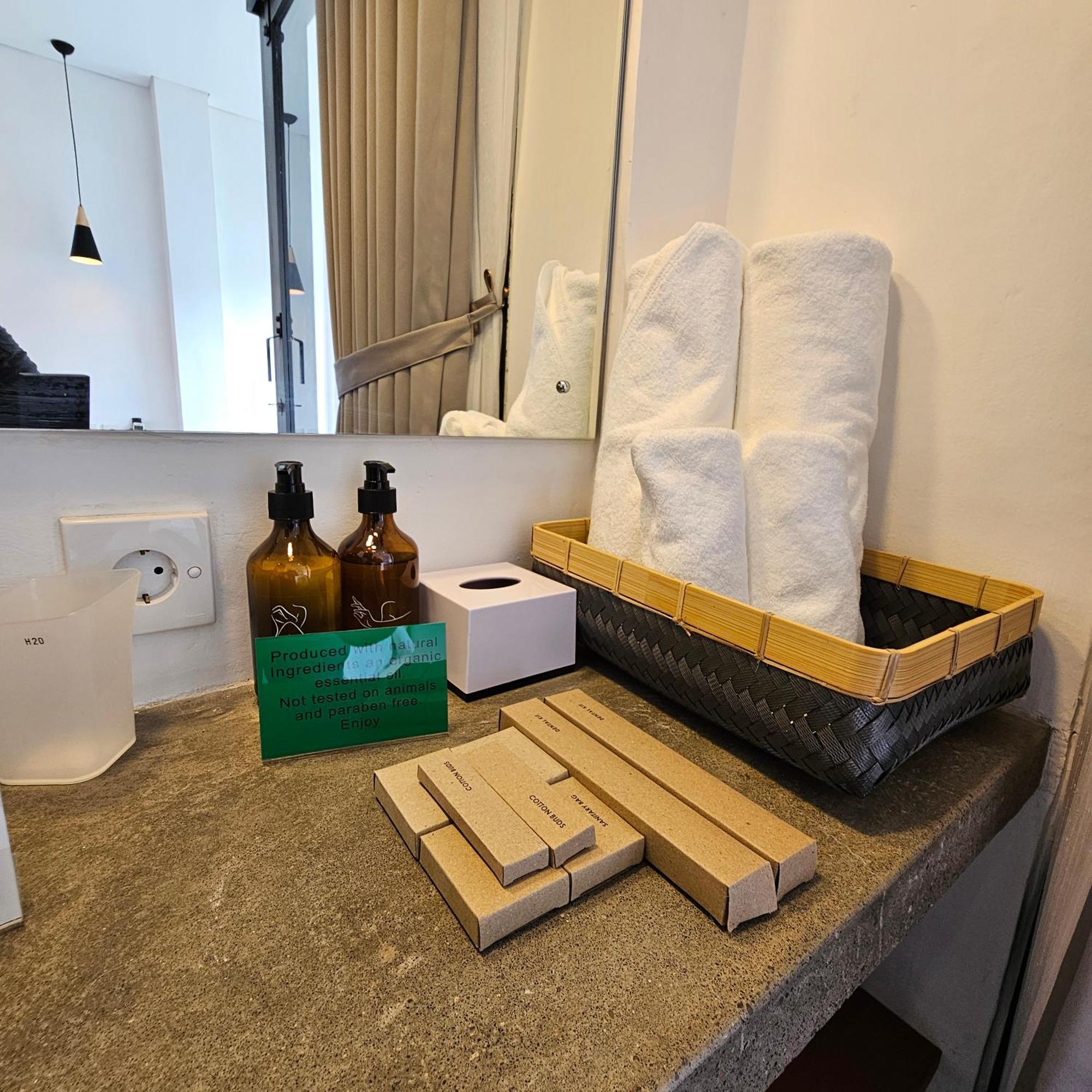 Chandi Hotel Ubud Экстерьер фото